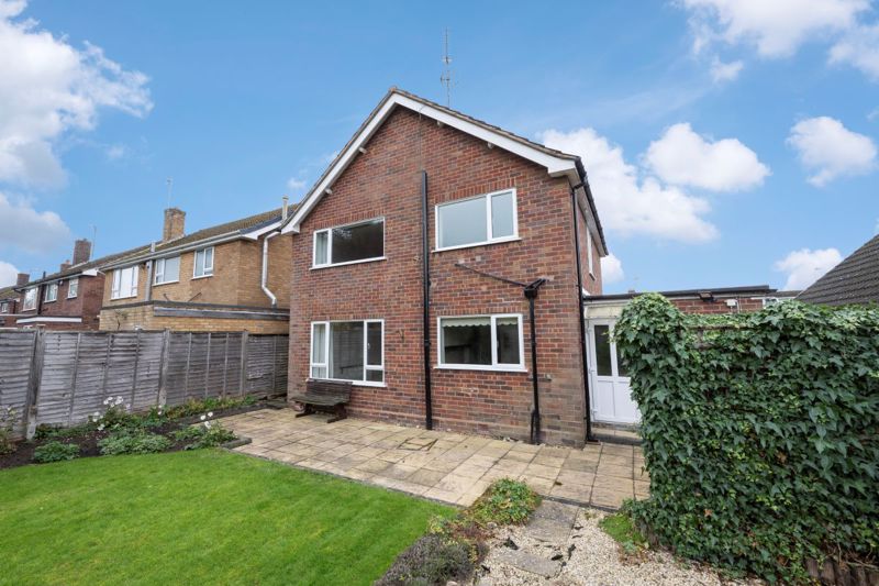 Rear elevation - click for photo gallery